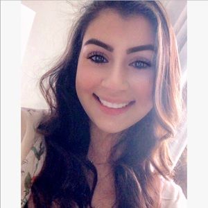 Meet your Posher, Kara